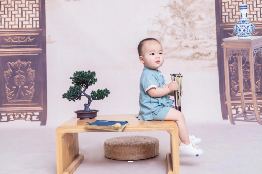 黄南孕妇几个月胸部变大